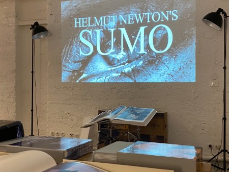 Am 31. Oktober kommt Helmut Newton‘s Sumo von Taschen.